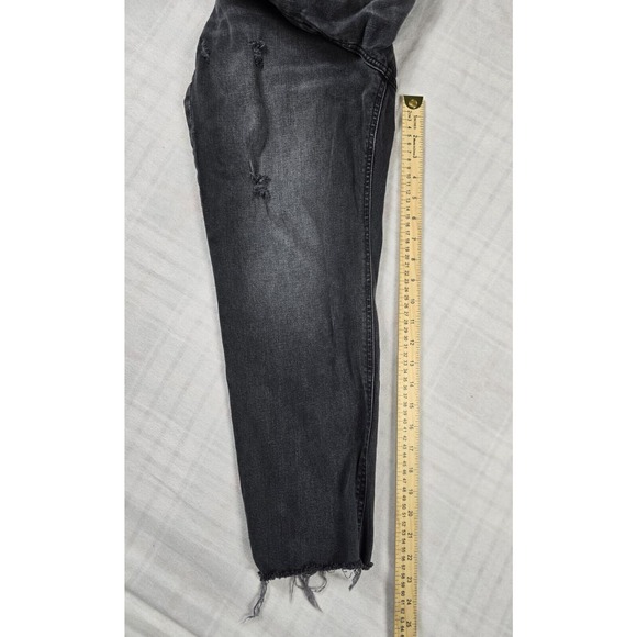 Old Navy High Straight Boyfriend Distressed Cropped Raw Hem Jeans Black 8 Petite - Picture 3 of 6